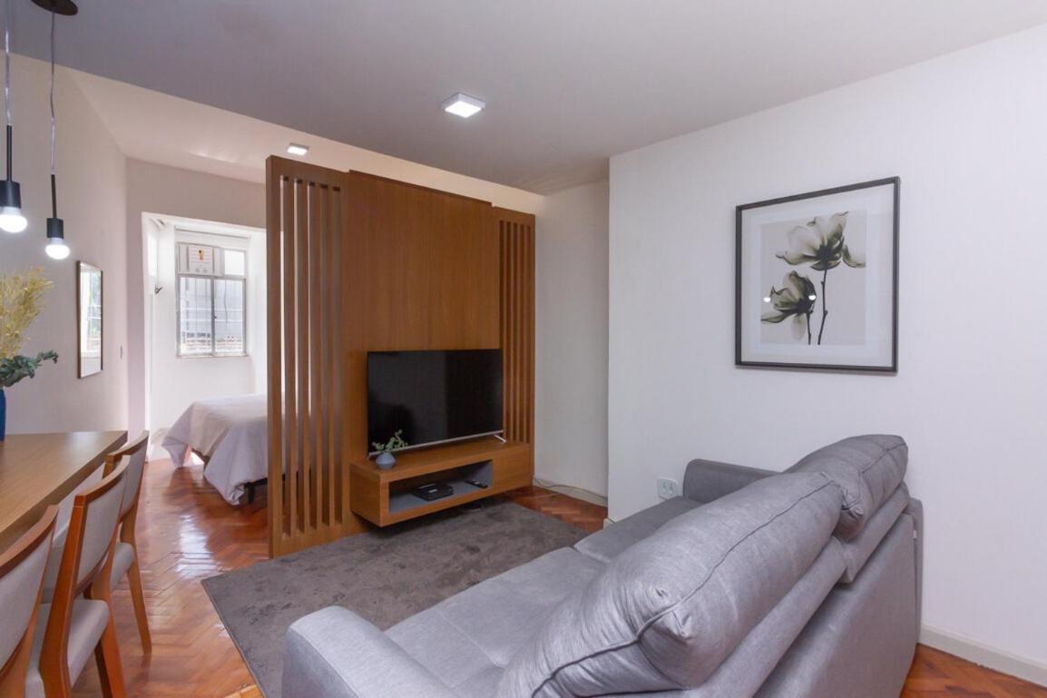 Avenida Bartolomeu Mitre, 621 - Leblon - Lb007 Apartamento